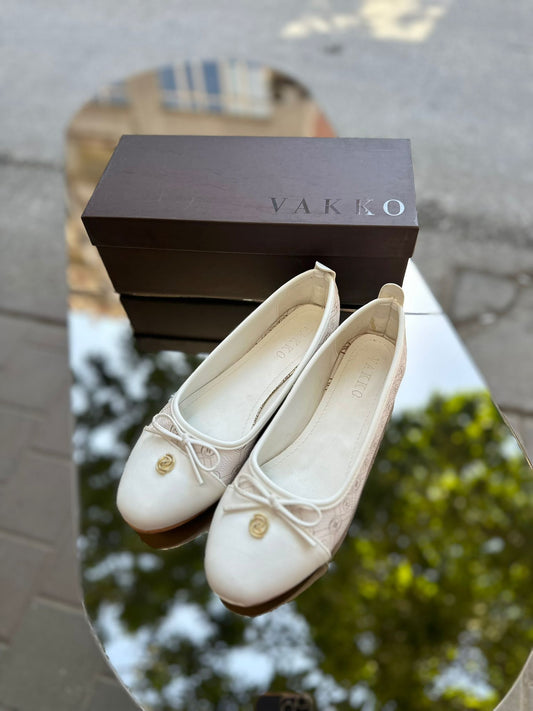 Kremrengi Deri Ww Babet